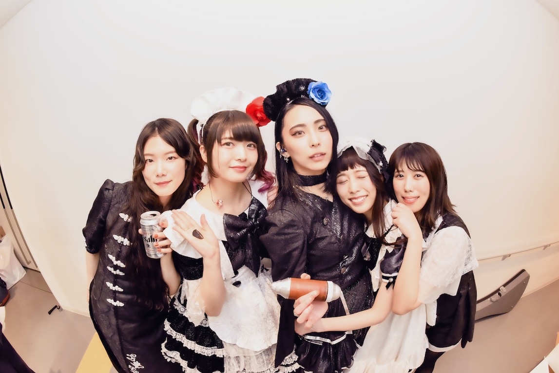 Band Maid 全世界に向けた配信ライブが2公演連続で全米トレンドtop10の快挙を達成 Ponycanyon News