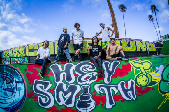 HEY-SMITH、最新アルバムタイトル曲「Rest In Punk」リリックビデオ