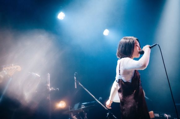 ベッドルームアーティスト・とた、ライブで魅せた殻を打ち破る新境地。2ndワンマンのオフィシャルライブレポートを公開! | PONY ...